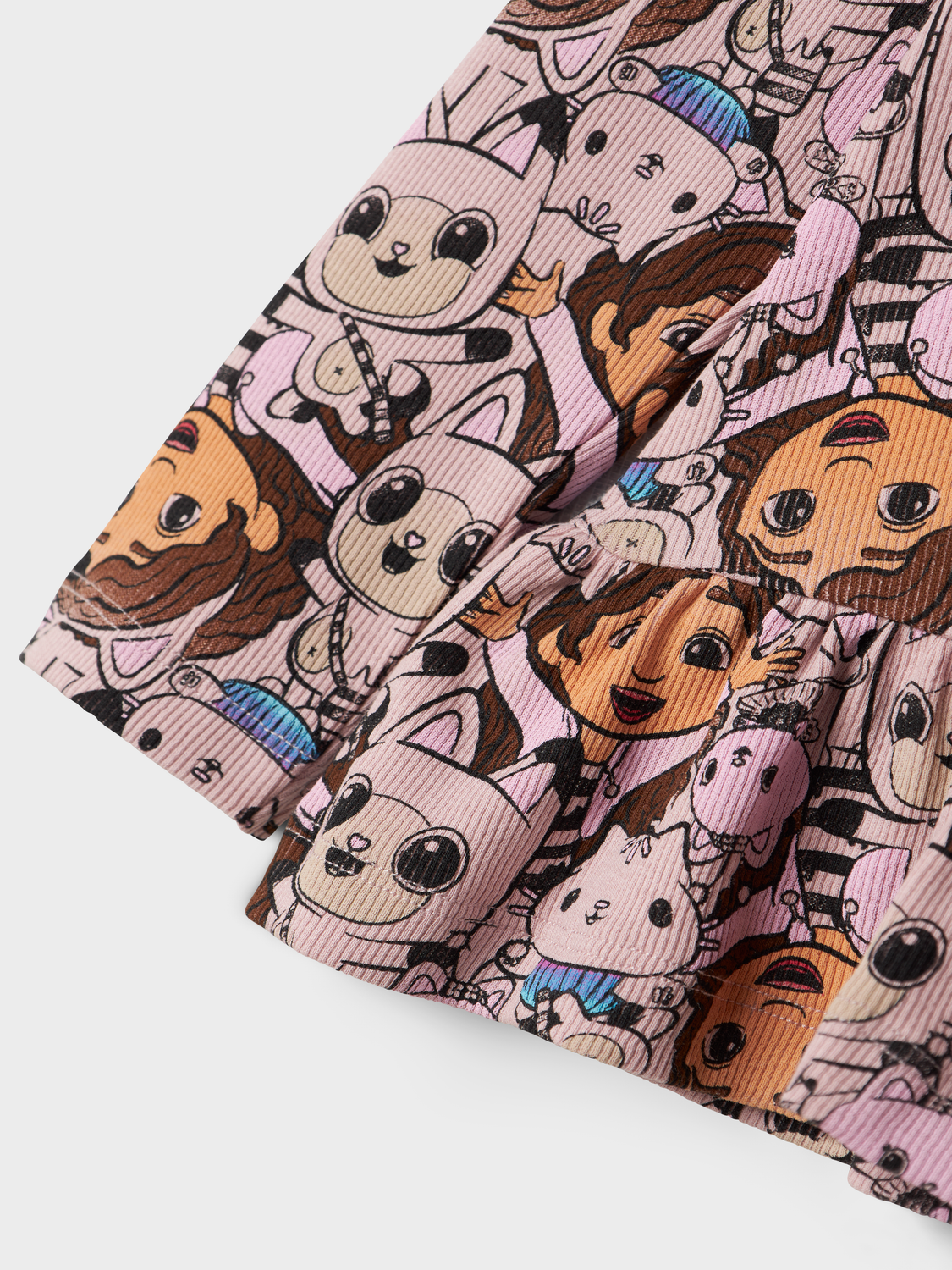 model_shot-front_full